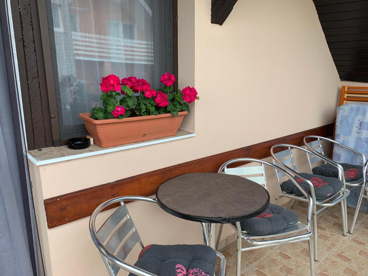 Nagcsalados Rozsa Apartman Balatonlelle Exterior foto