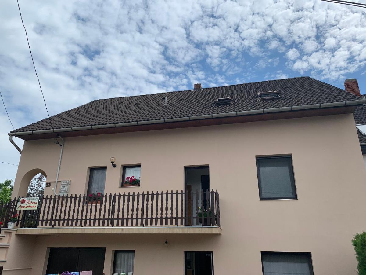Nagcsalados Rozsa Apartman Balatonlelle Exterior foto