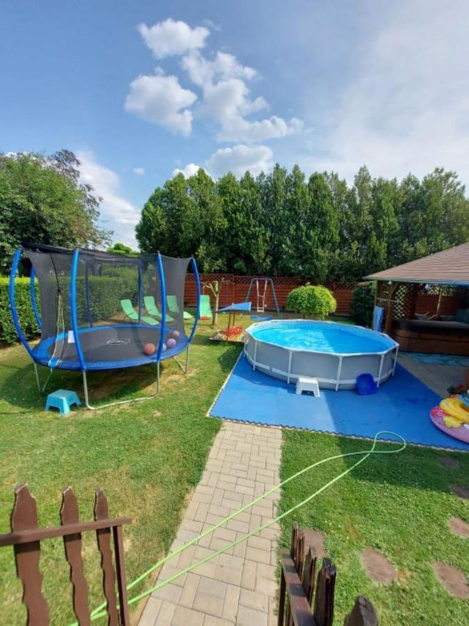 Nagcsalados Rozsa Apartman Balatonlelle Exterior foto
