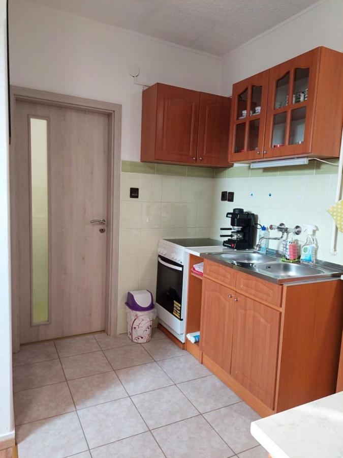Nagcsalados Rozsa Apartman Balatonlelle Exterior foto