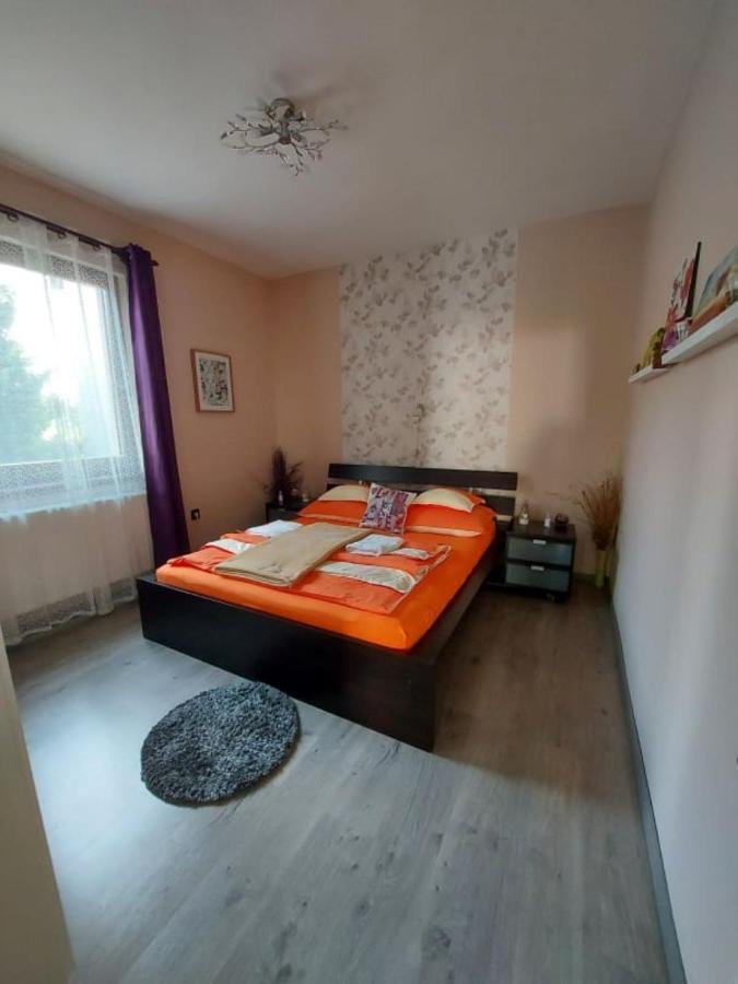 Nagcsalados Rozsa Apartman Balatonlelle Exterior foto