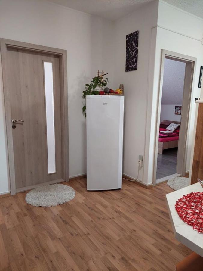 Nagcsalados Rozsa Apartman Balatonlelle Exterior foto